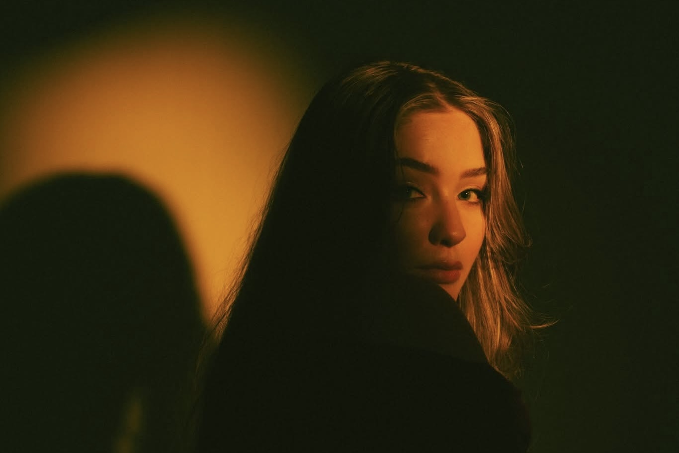 Book Mila Vandelle Live NZ Artist